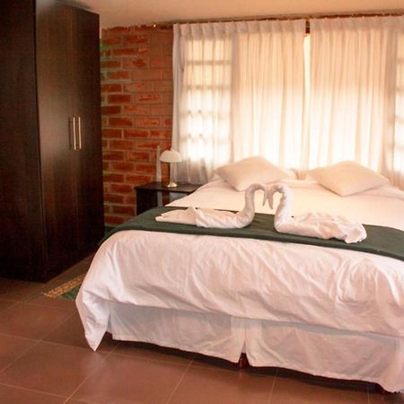 El Pedron Hotel 巴尼奥斯 外观 照片