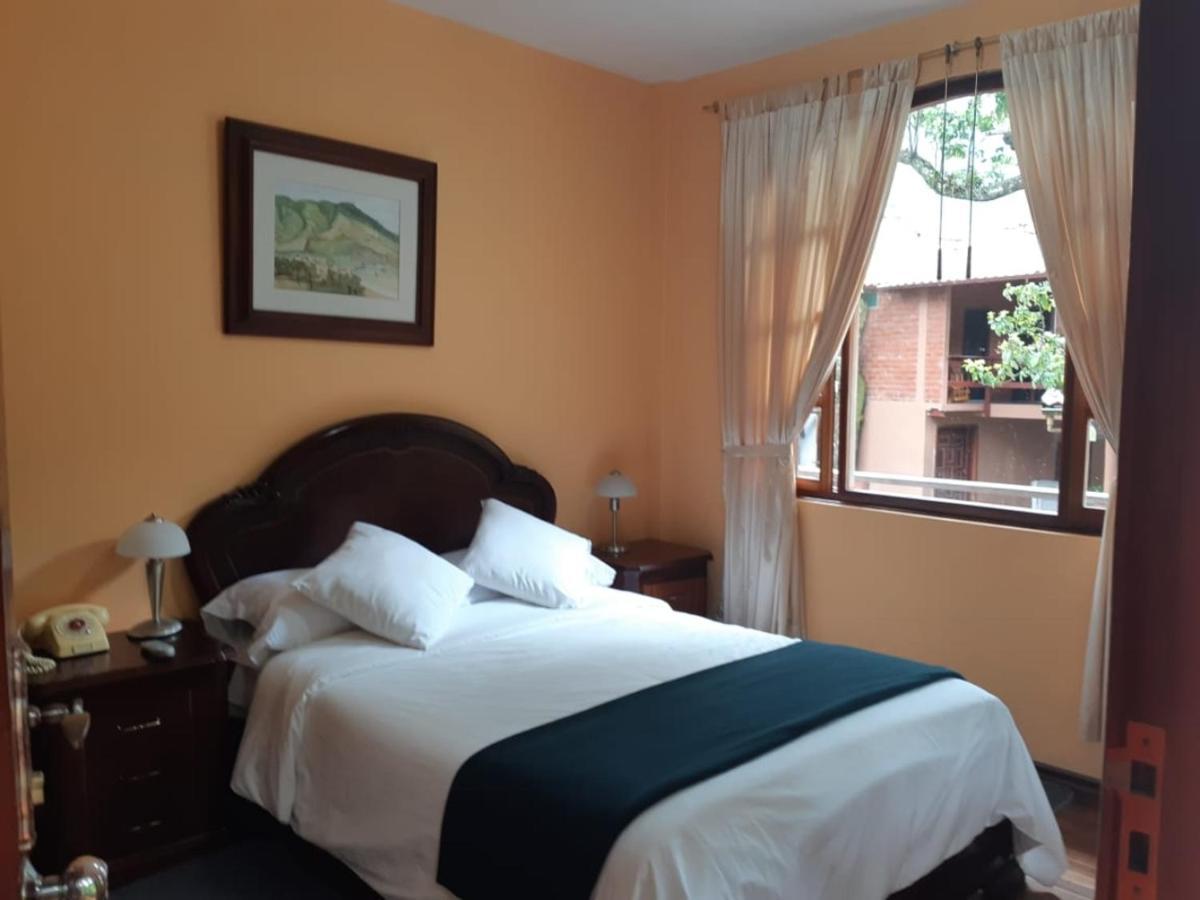 El Pedron Hotel 巴尼奥斯 外观 照片