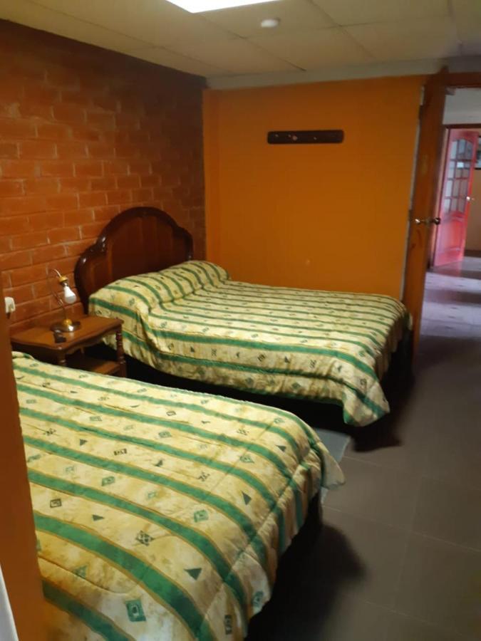 El Pedron Hotel 巴尼奥斯 外观 照片