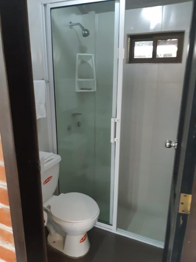 El Pedron Hotel 巴尼奥斯 外观 照片