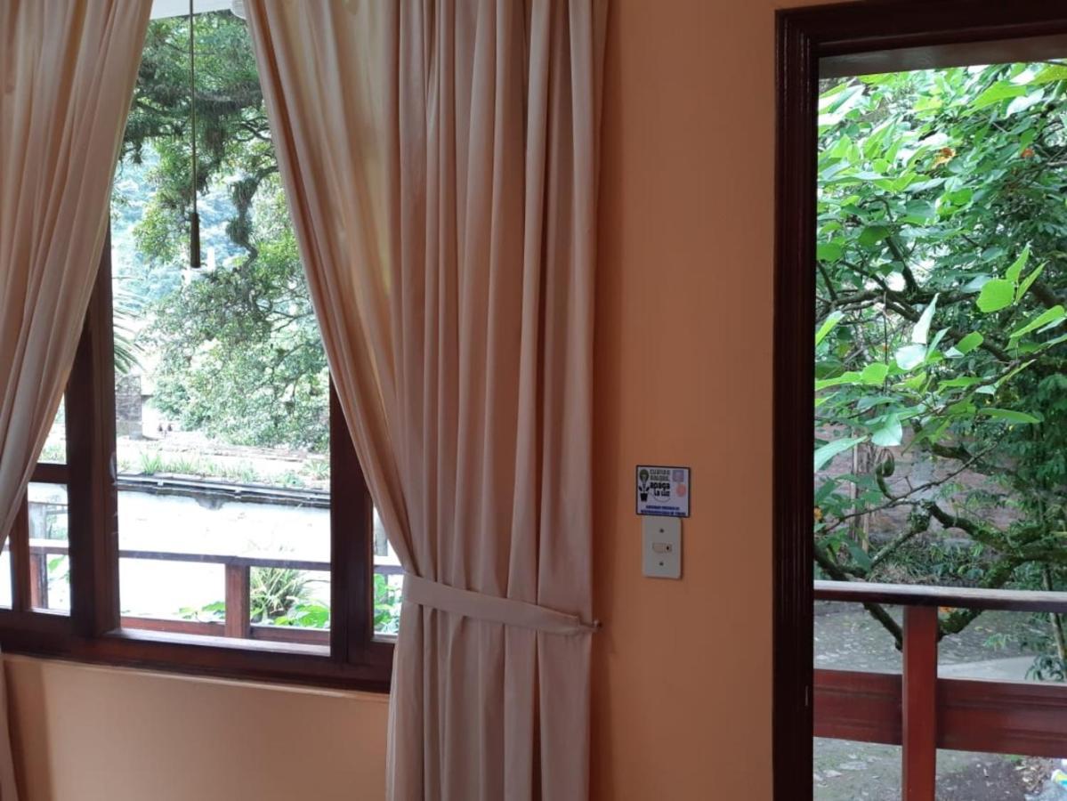 El Pedron Hotel 巴尼奥斯 外观 照片