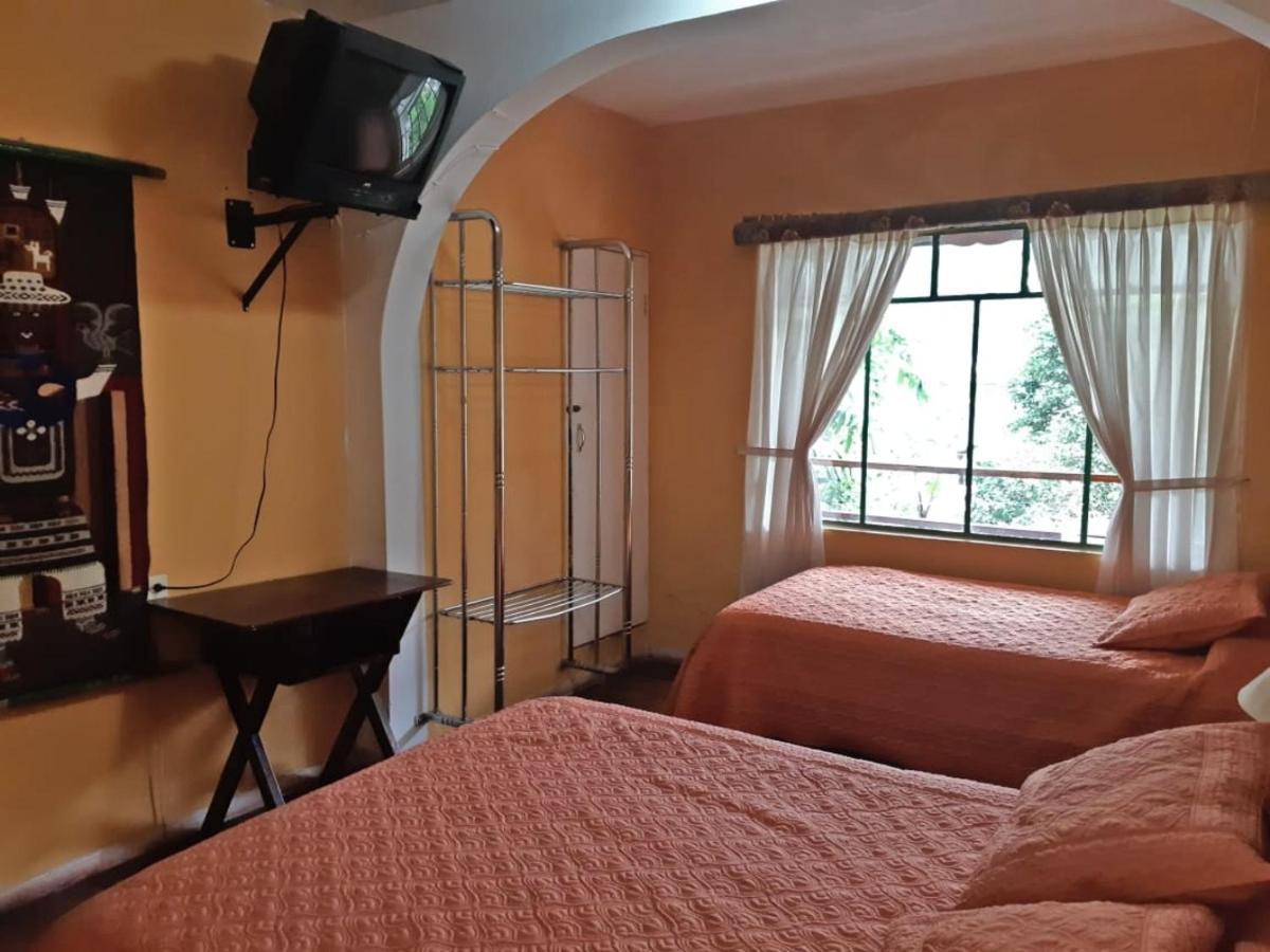 El Pedron Hotel 巴尼奥斯 外观 照片