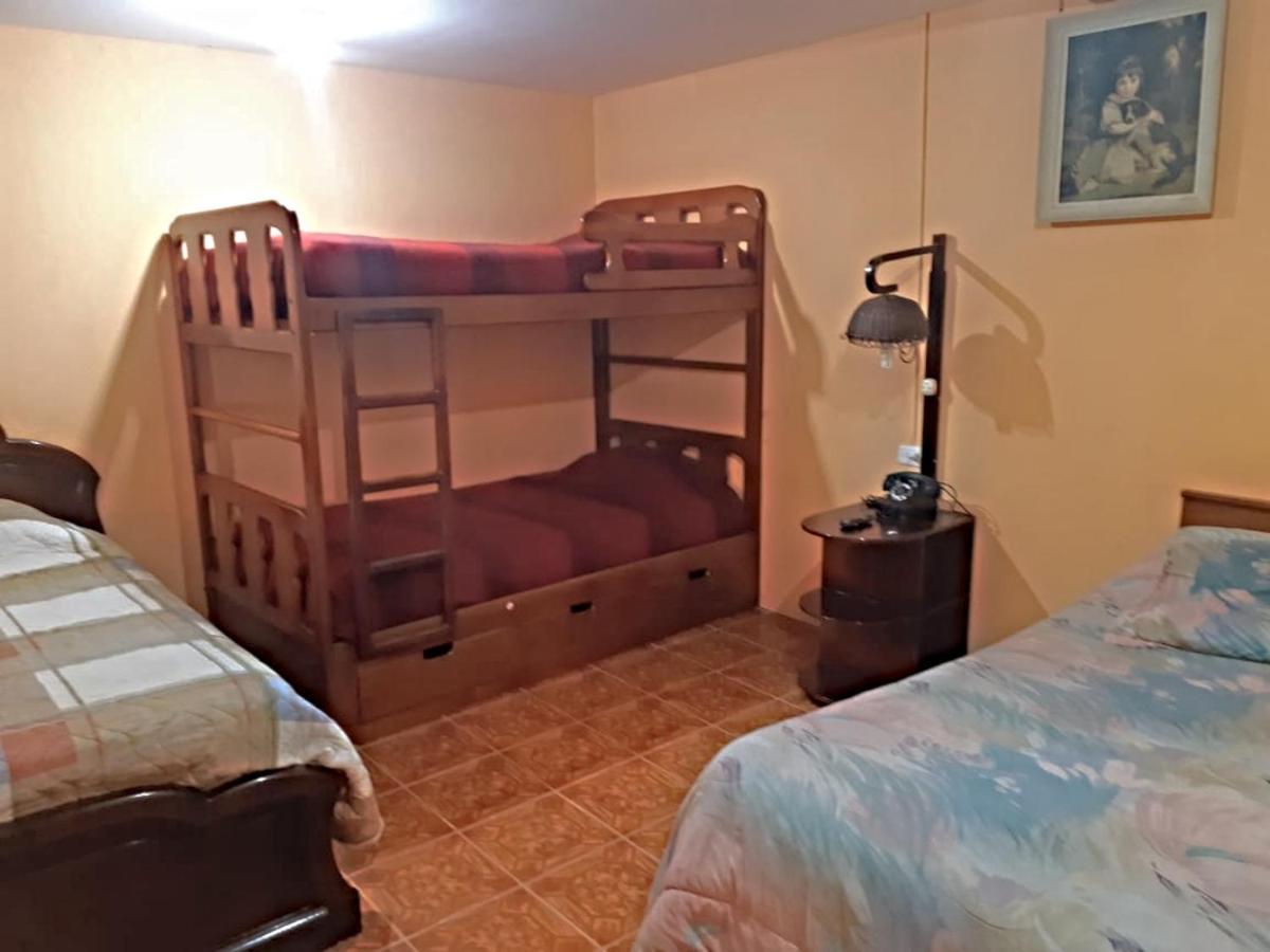 El Pedron Hotel 巴尼奥斯 外观 照片